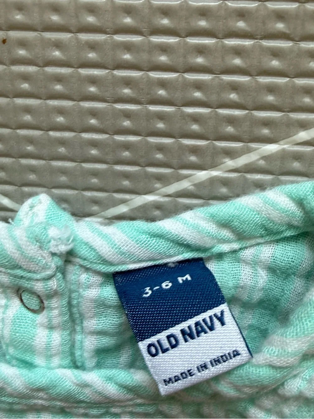 Old Navy|Baby girl teal checkered sleeveless Romper with Smiling Flower/Tulip•••